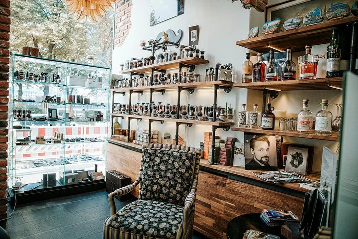 ERIC:BARBIER Haircut & Shave Ballindamm – Rathaus Hamburg, Hamburg
